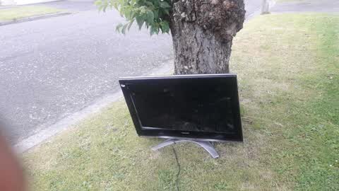 Roading/Streets, a report photo