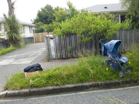 Rubbish/Recycling, a report photo