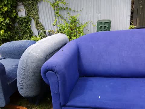 Rubbish/Recycling, a report photo