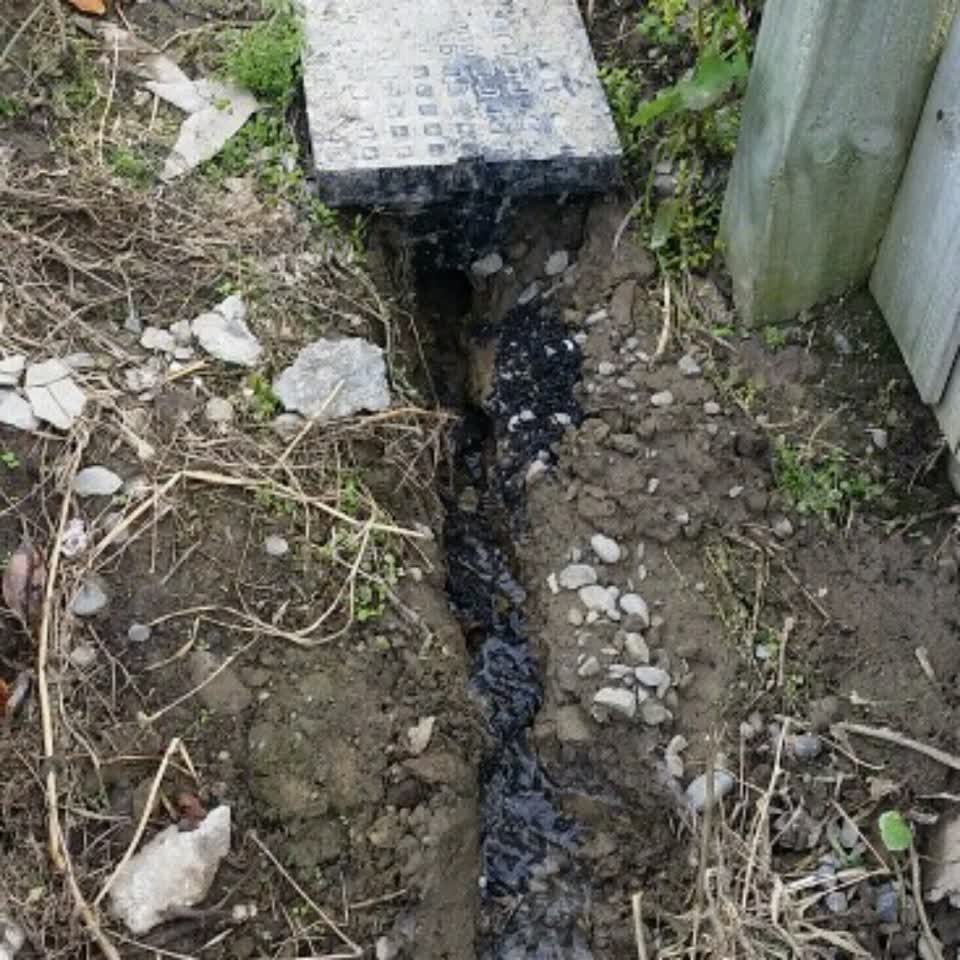 The photograph attached to this water supply report