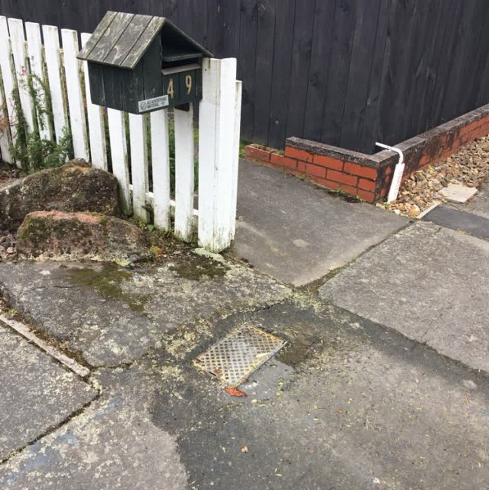 The photograph attached to this water supply report