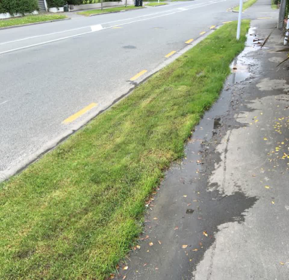 The photograph attached to this water supply report