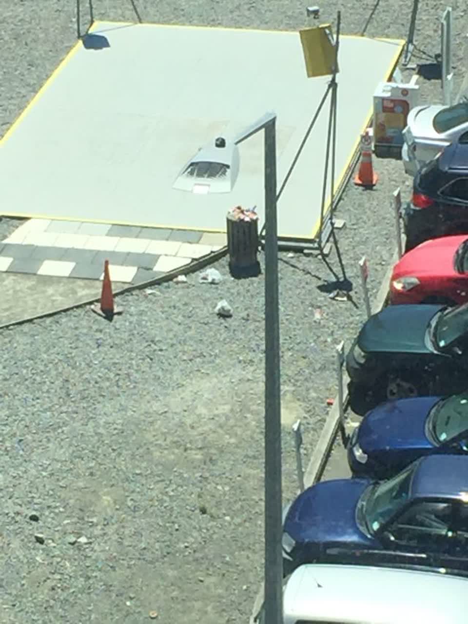 The photograph attached to this rubbish/recycling report