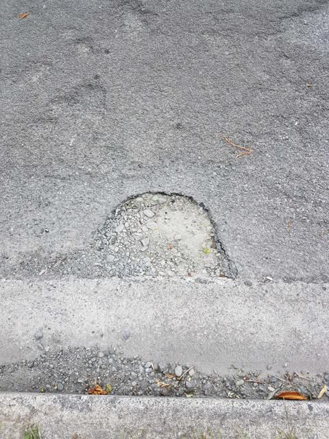 Roading/Streets, a report photo