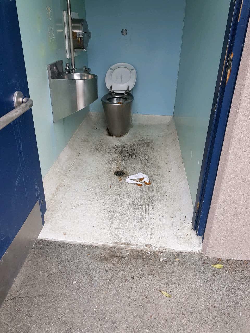 The photograph attached to this parks report