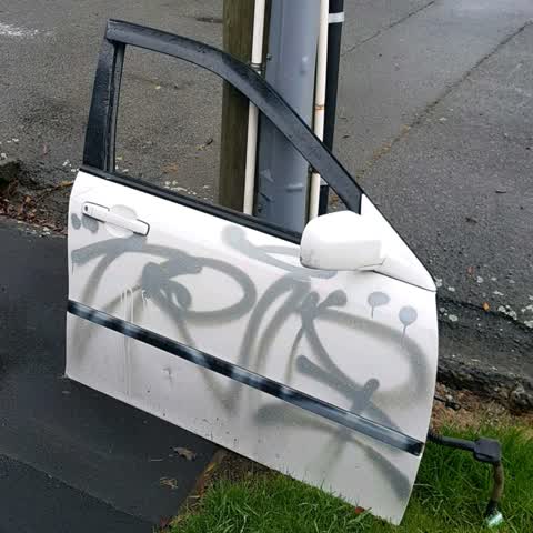 Rubbish/Recycling, a report photo