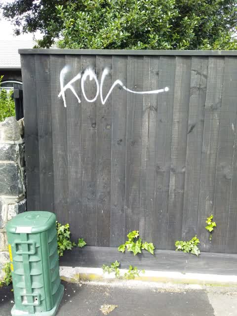 Graffiti, a report photo