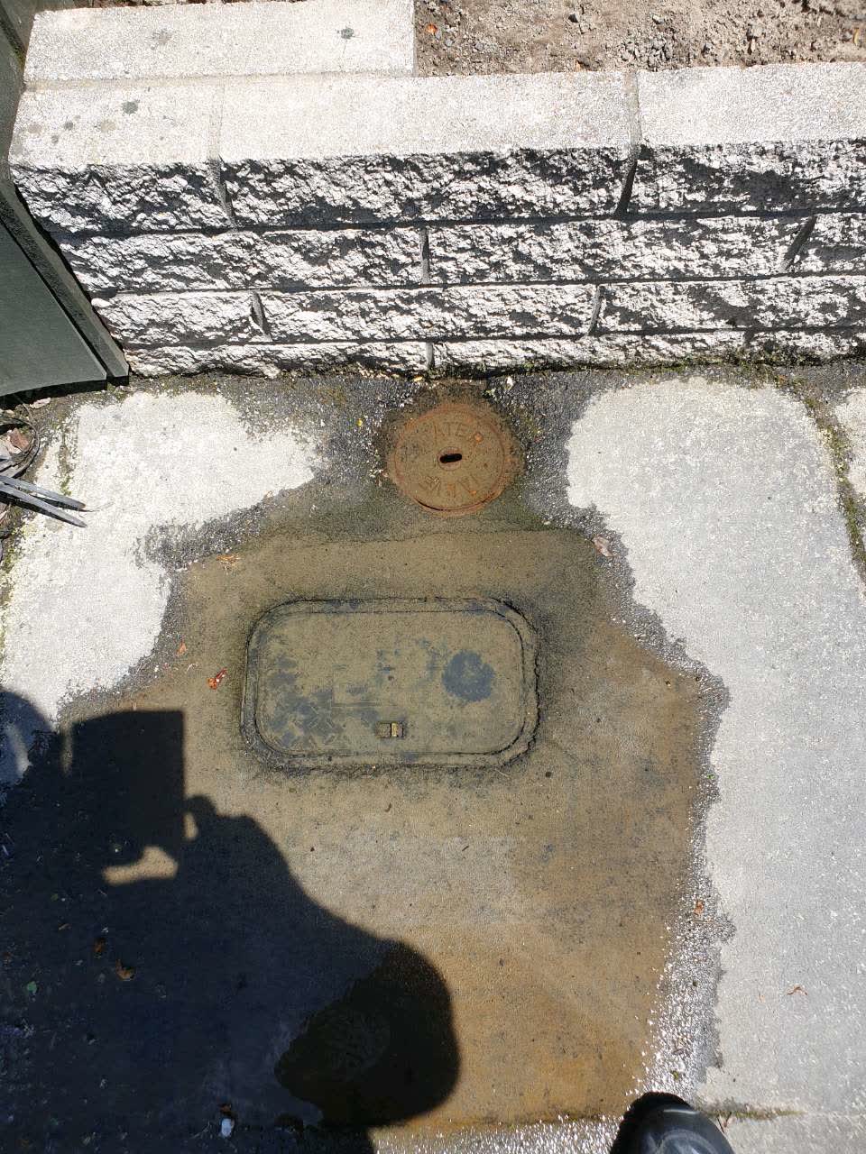 The photograph attached to this water supply report