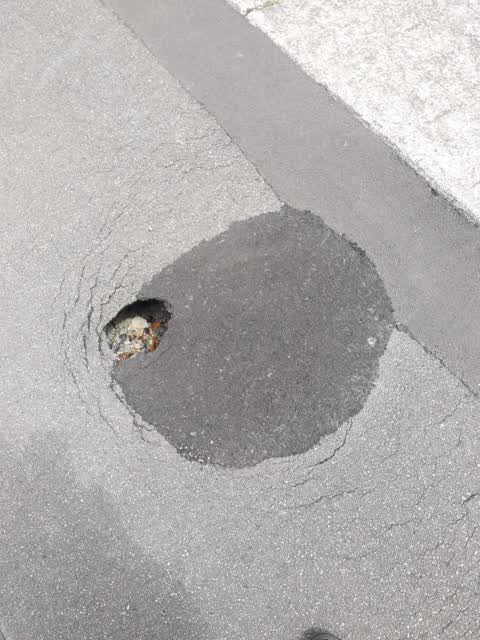 Roading/Streets, a report photo
