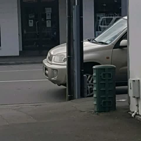 Roading/Streets, a report photo