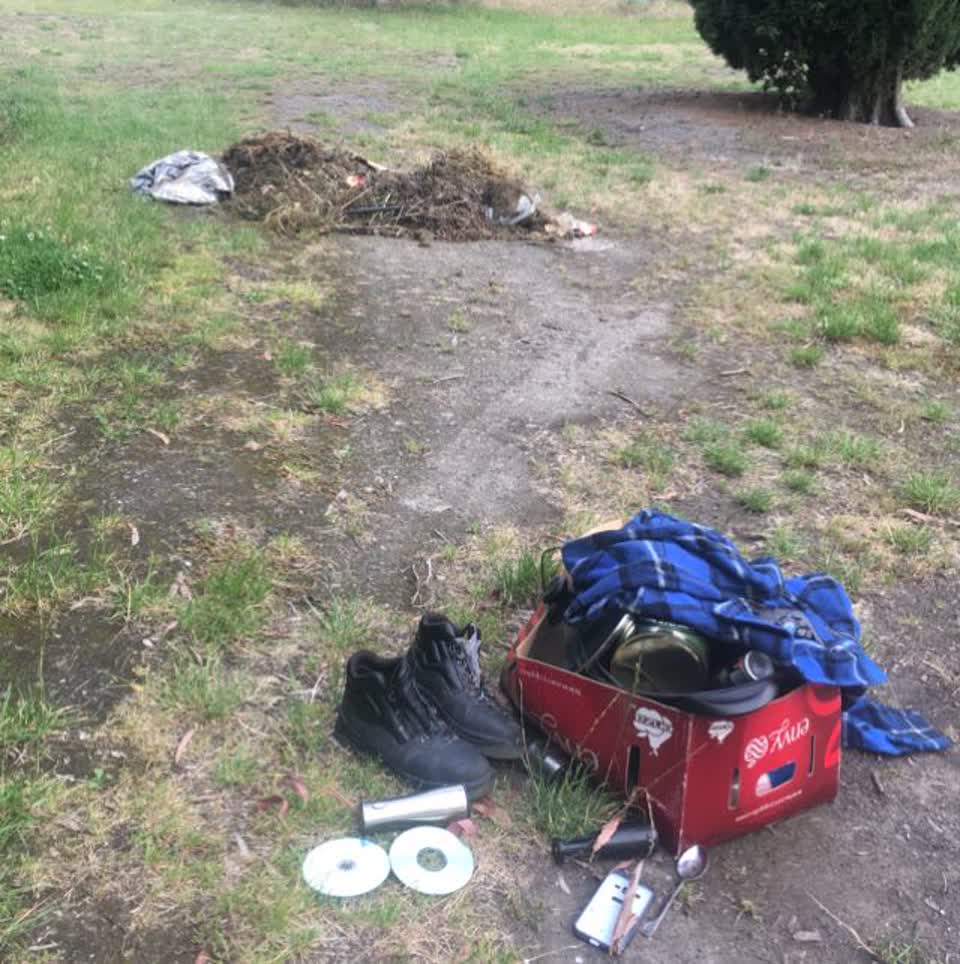 The photograph attached to this rubbish/recycling report