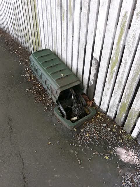 Roading/Streets, a report photo