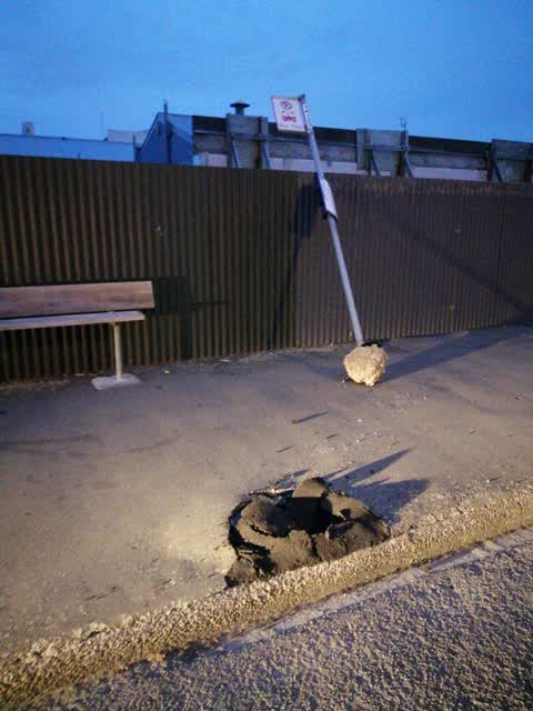 Roading/Streets, a report photo