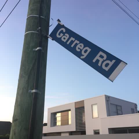 Roading/Streets, a report photo