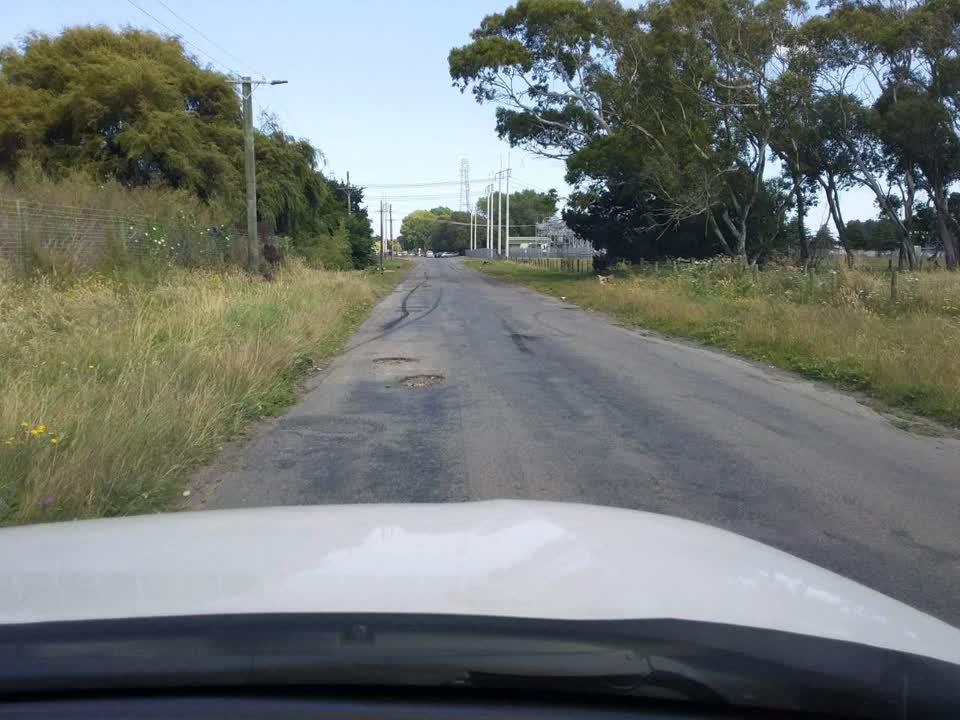 The photograph attached to this roading/streets report