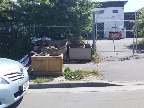 Rubbish/Recycling, a report photo