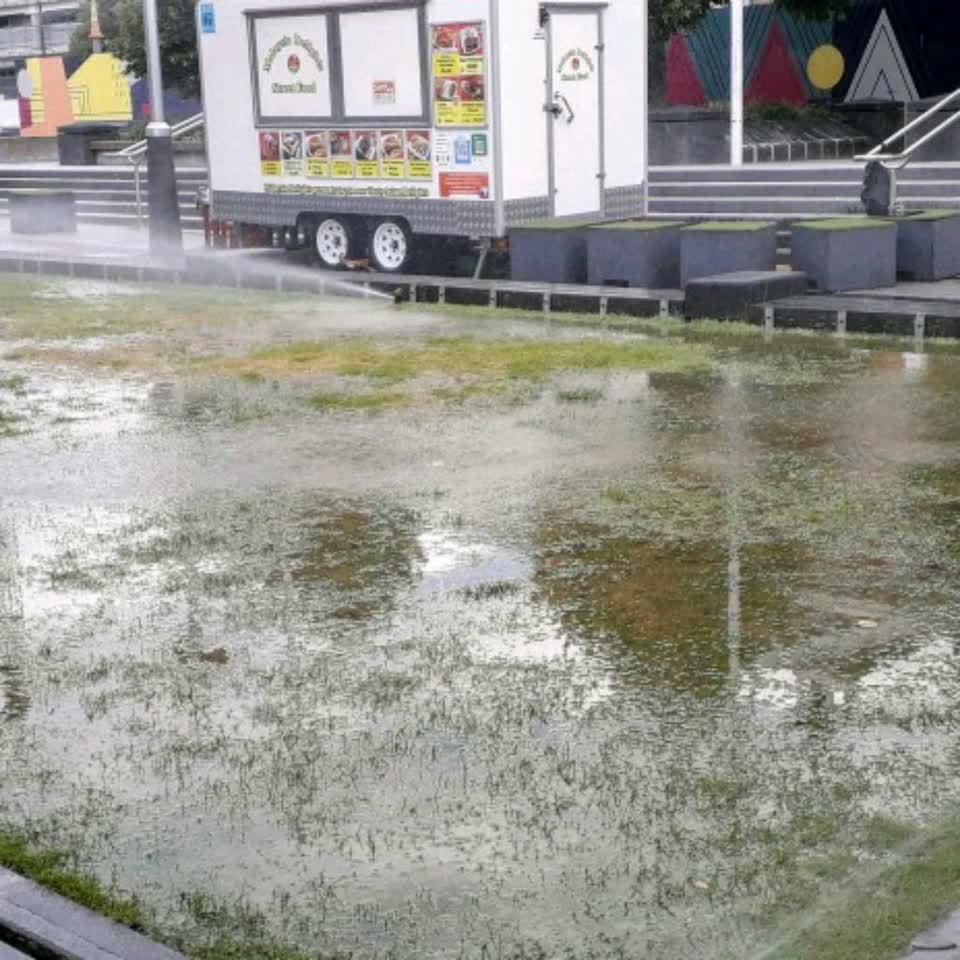 The photograph attached to this water supply report