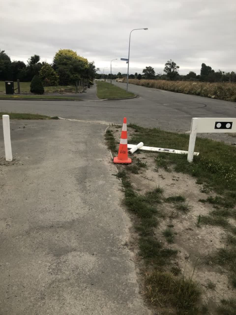 The photograph attached to this roading/streets report
