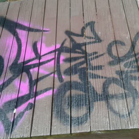 Graffiti, a report photo
