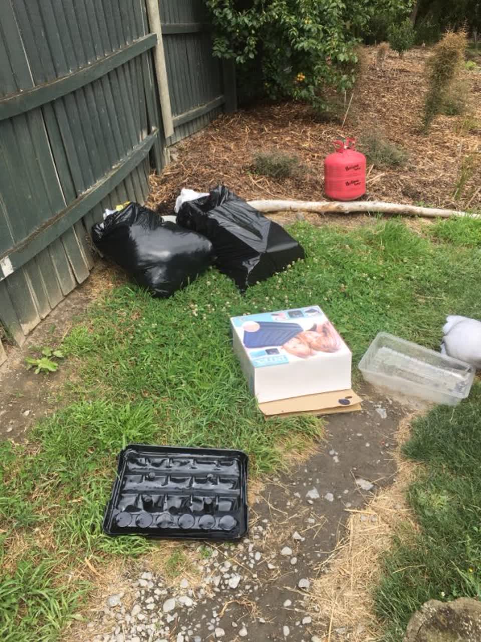 The photograph attached to this rubbish/recycling report