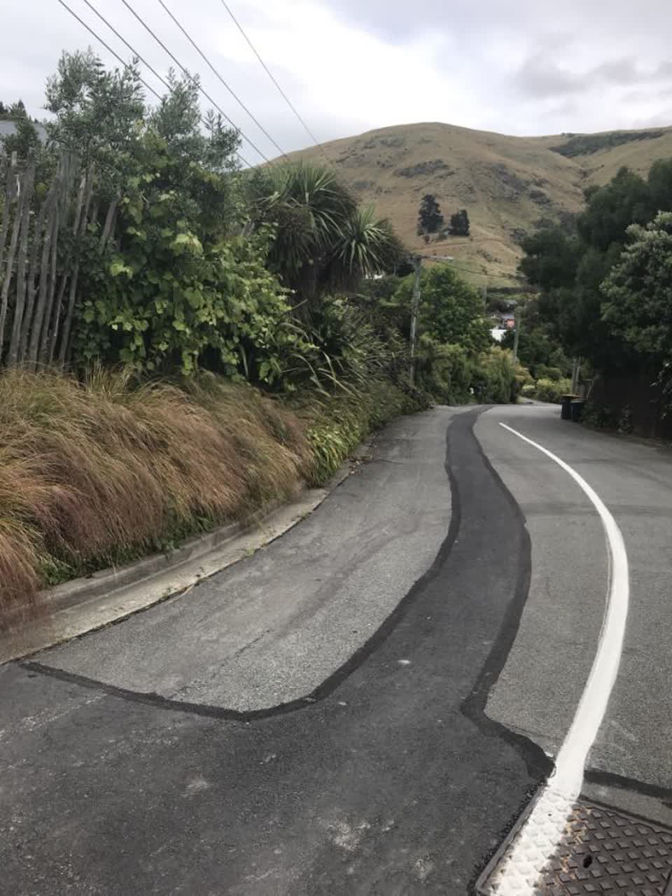 The photograph attached to this roading/streets report