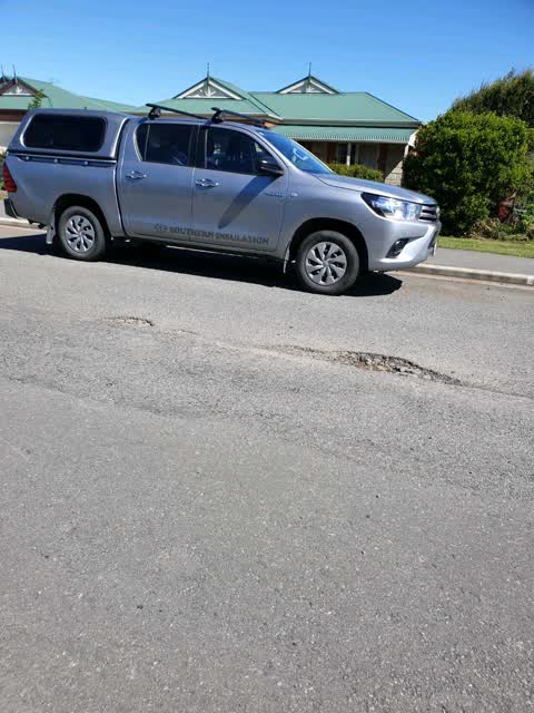 Roading/Streets, a report photo