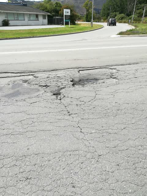 Roading/Streets, a report photo