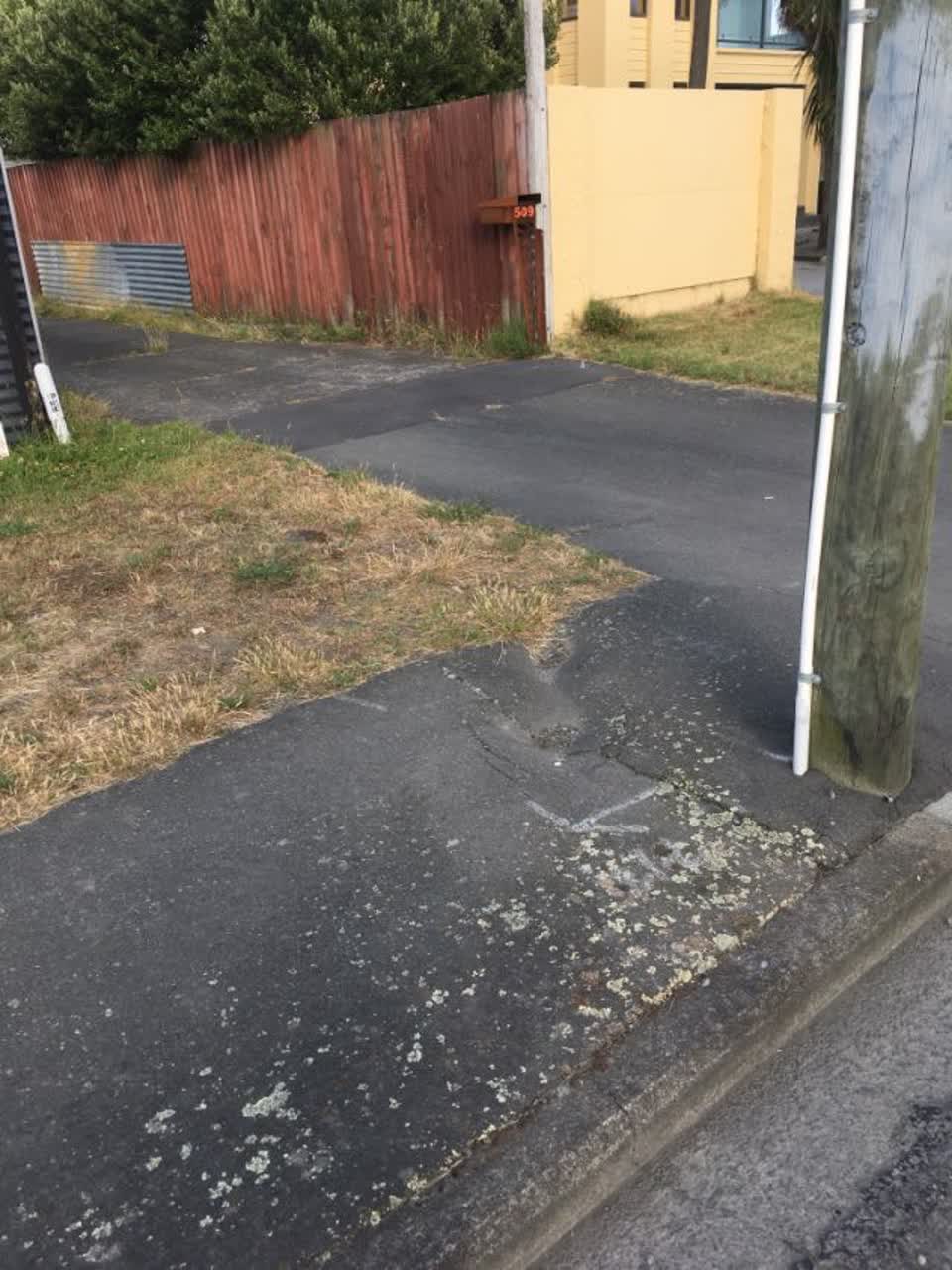 The photograph attached to this roading/streets report