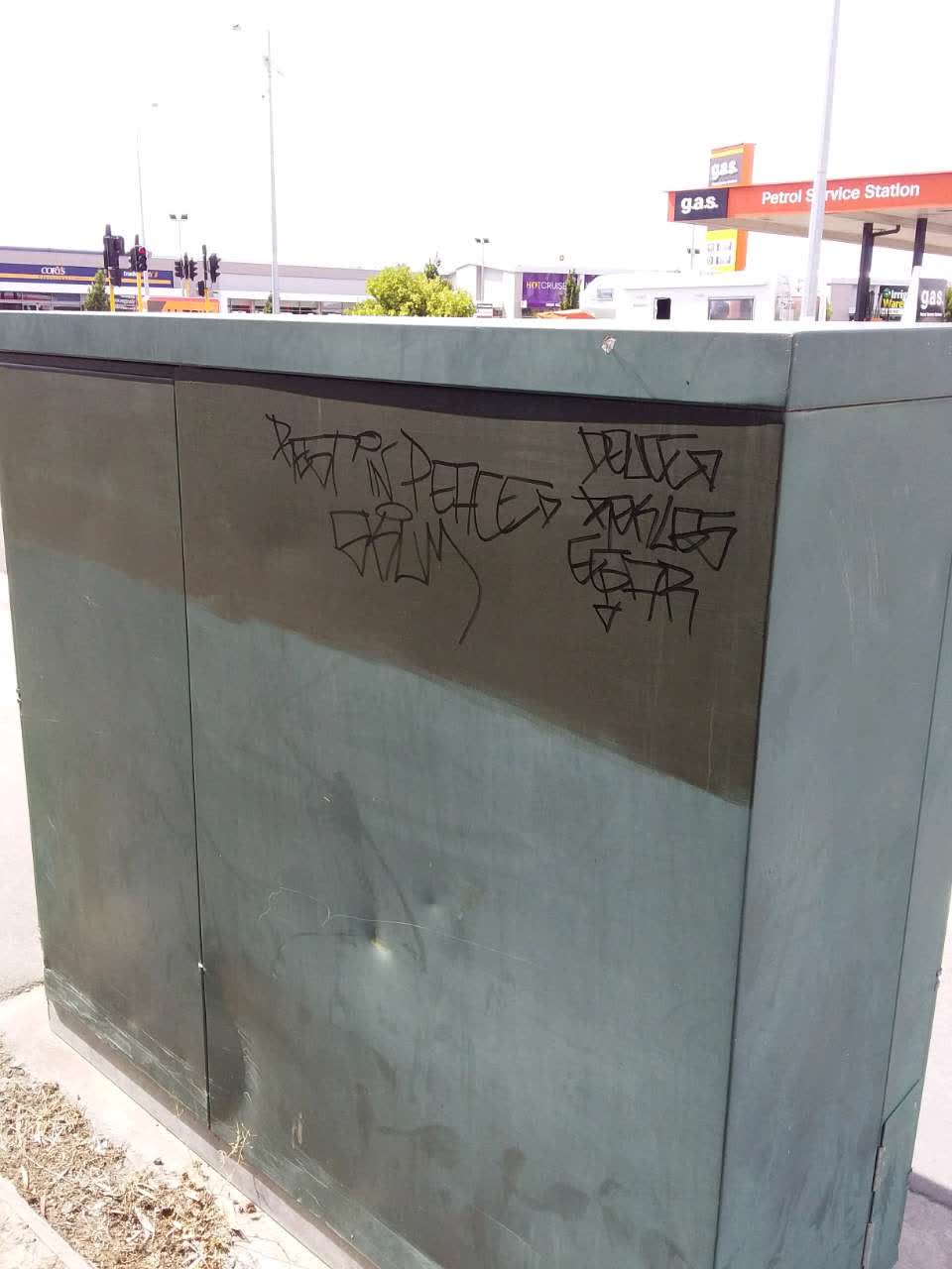 The photograph attached to this graffiti report