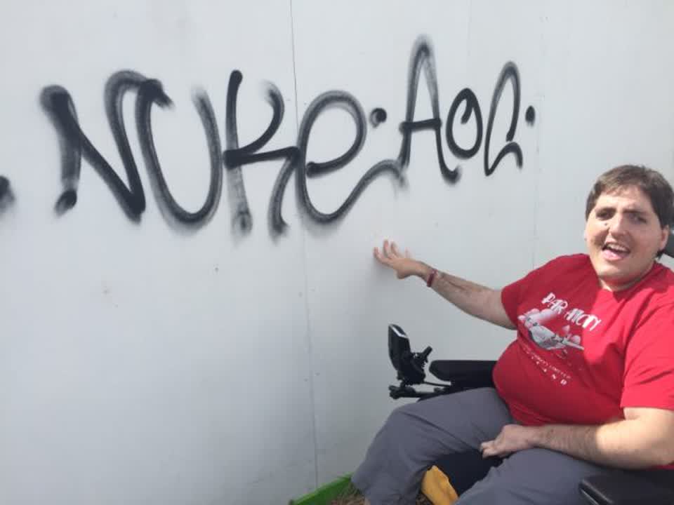 The photograph attached to this graffiti report