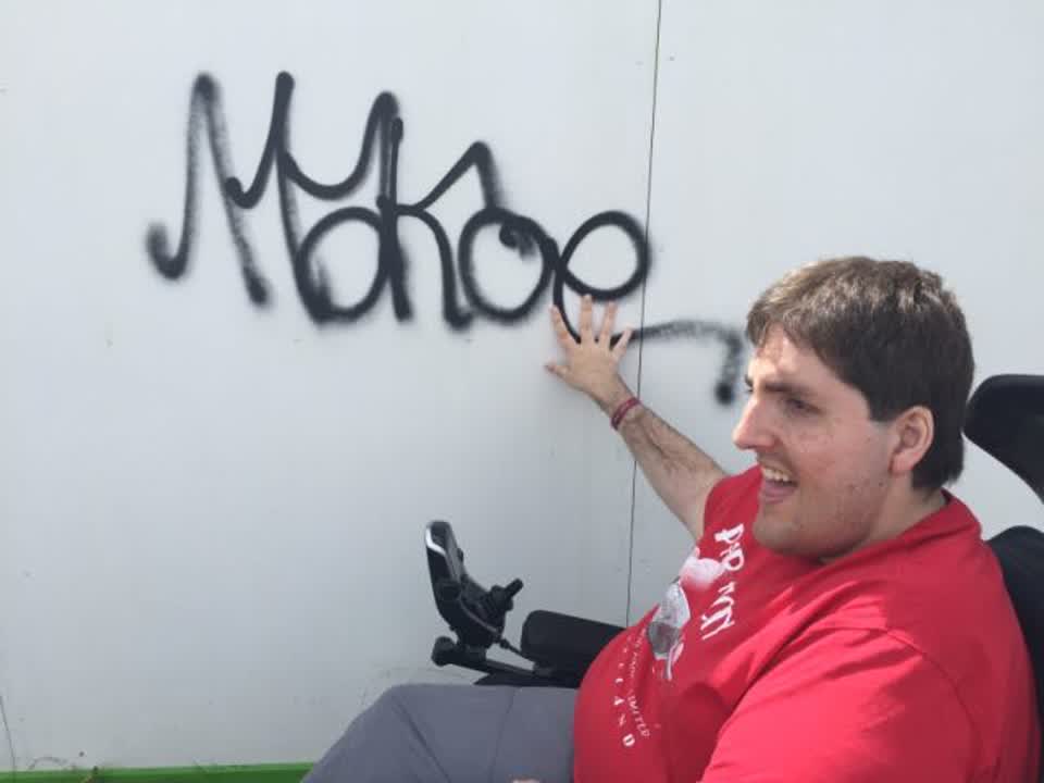 The photograph attached to this graffiti report