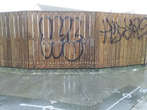 Graffiti, a report photo