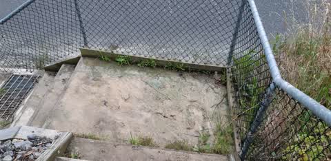 Roading/Streets, a report photo