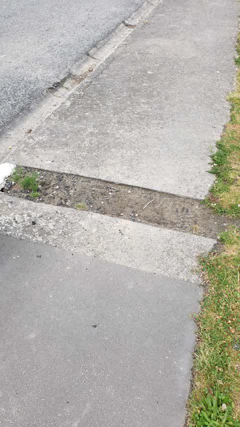 Roading/Streets, a report photo