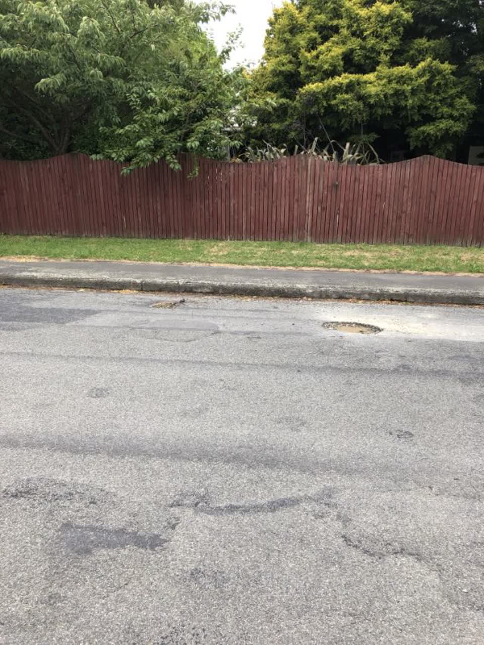 The photograph attached to this roading/streets report