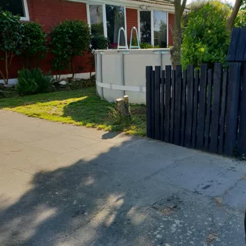 Roading/Streets, a report photo