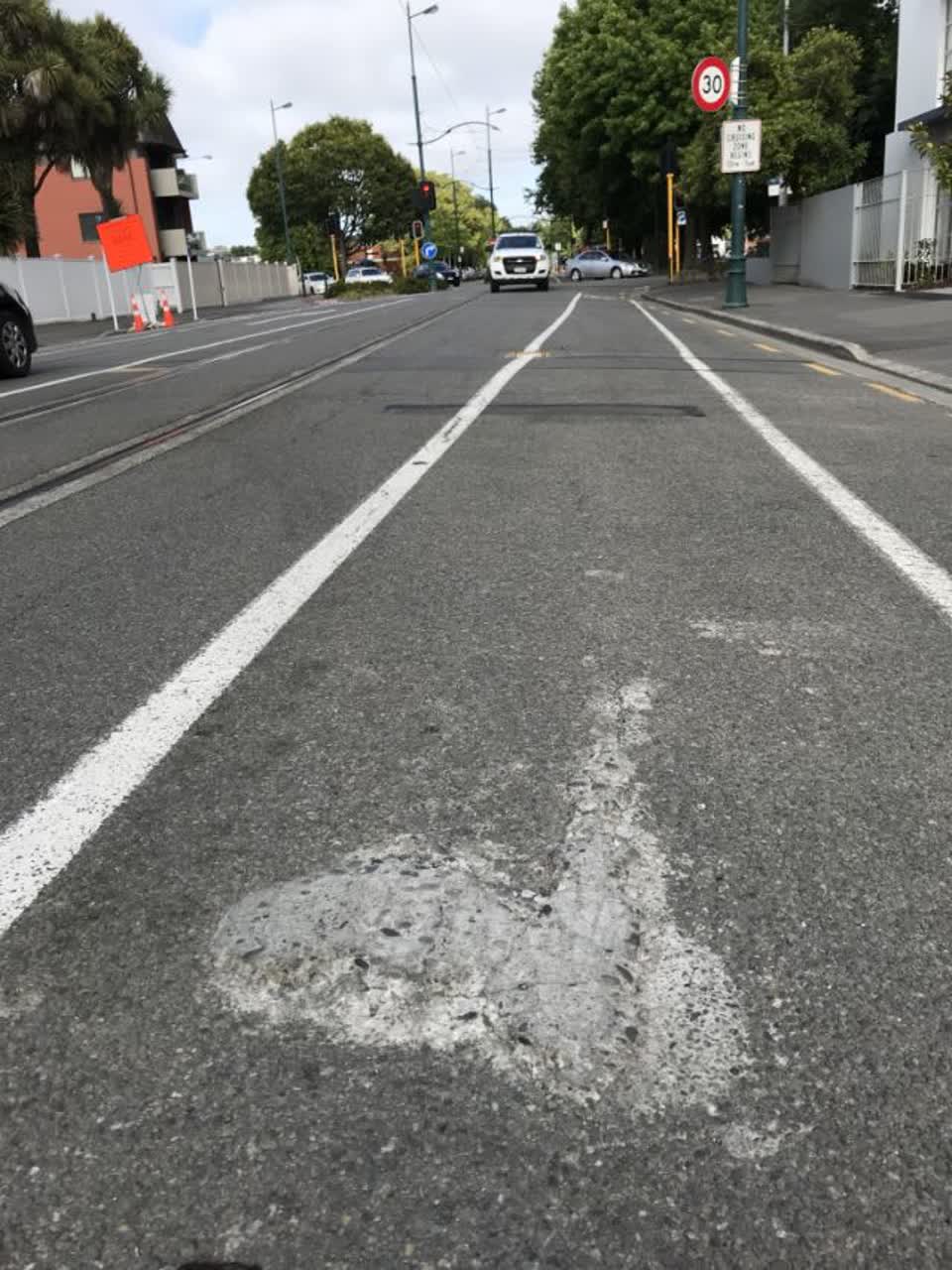 The photograph attached to this roading/streets report