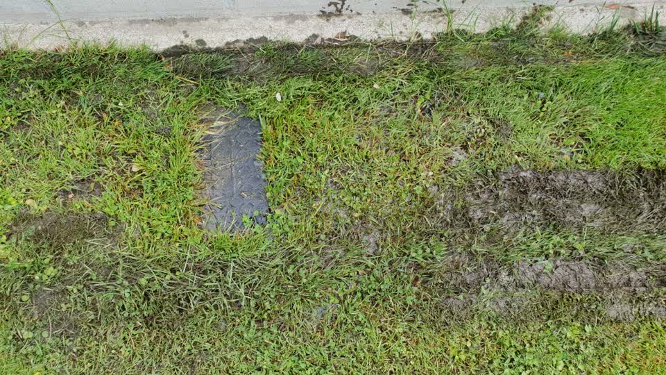 The photograph attached to this water supply report