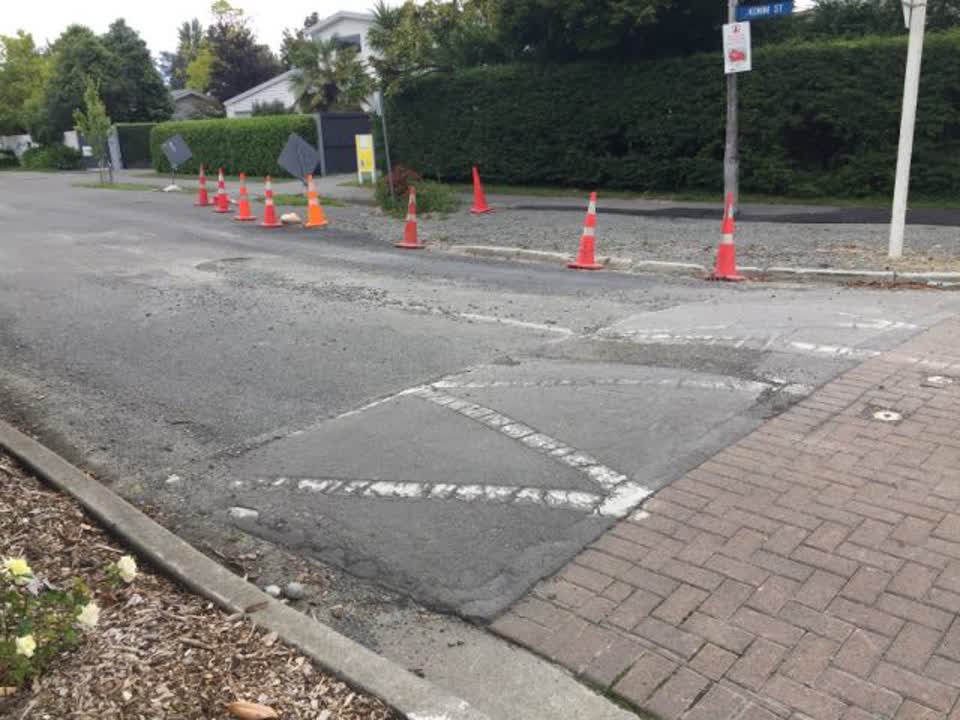 The photograph attached to this roading/streets report