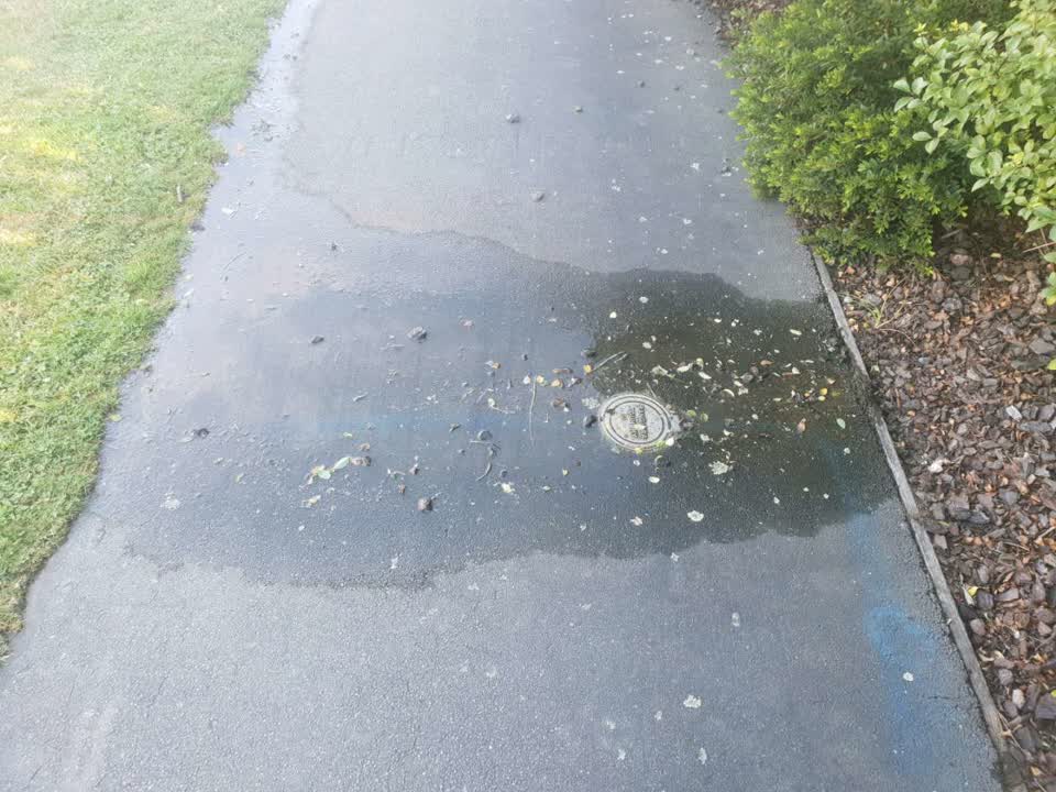 The photograph attached to this water supply report