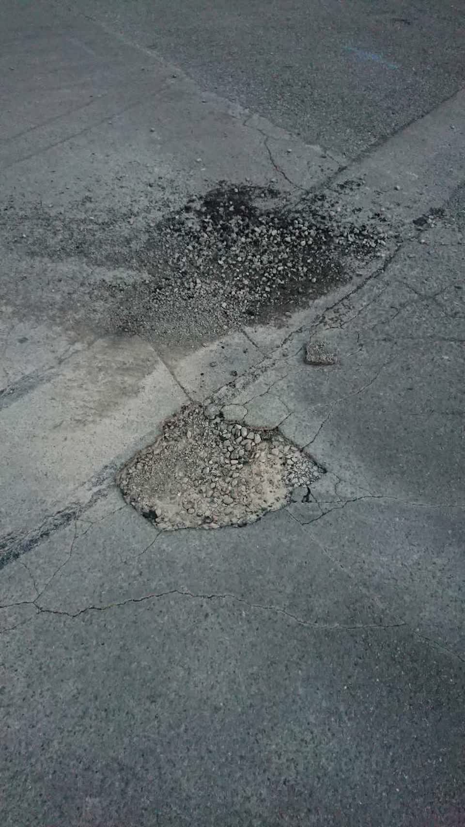 The photograph attached to this roading/streets report
