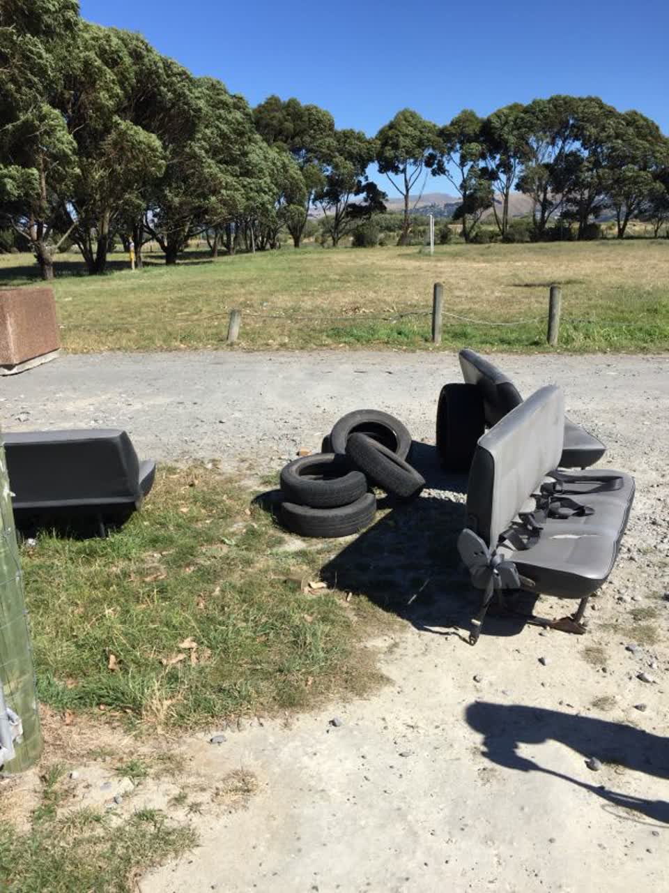 The photograph attached to this rubbish/recycling report