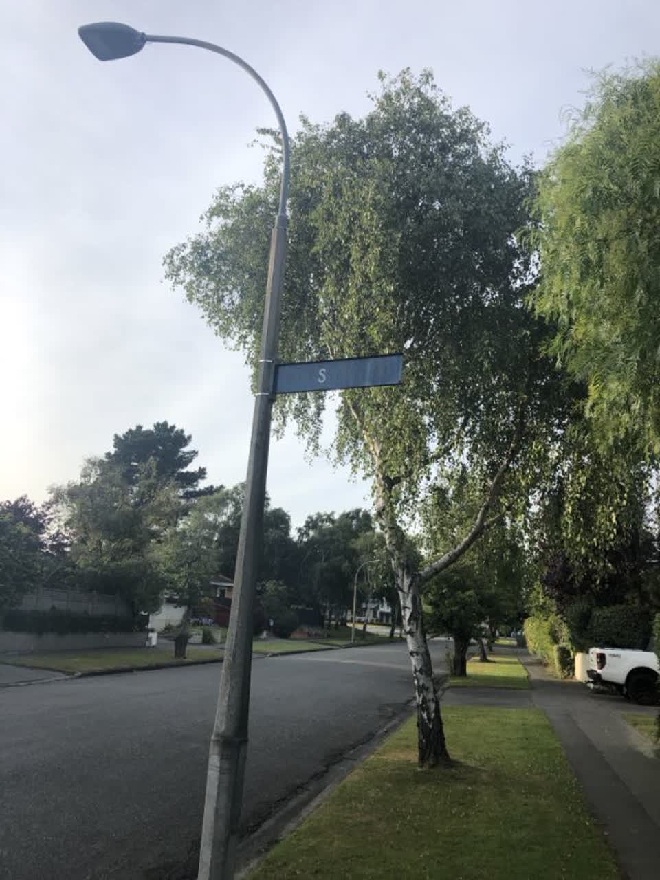 The photograph attached to this roading/streets report