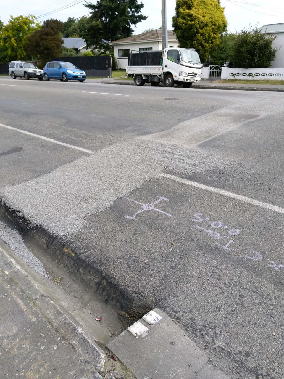 The photograph attached to this roading/streets report