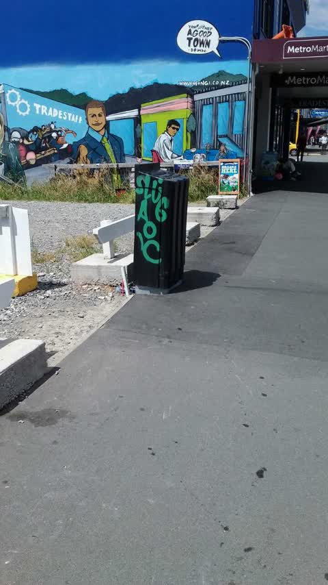 Graffiti, a report photo