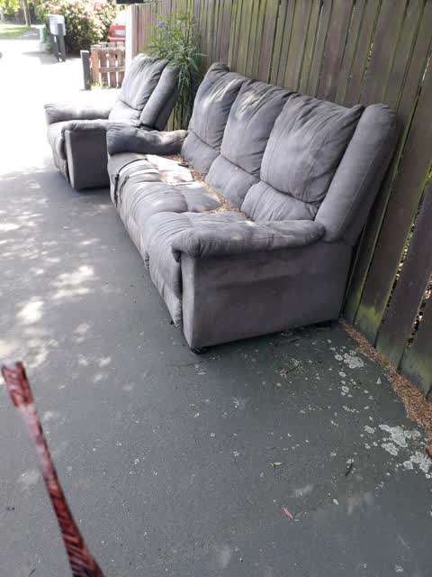 Rubbish/Recycling, a report photo