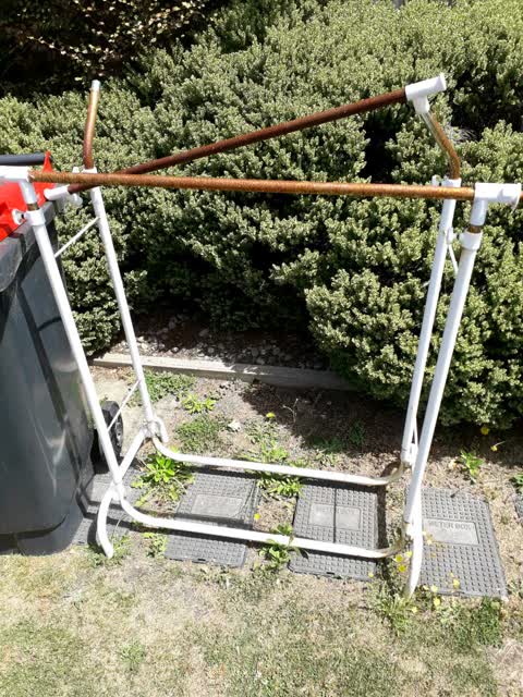 Rubbish/Recycling, a report photo