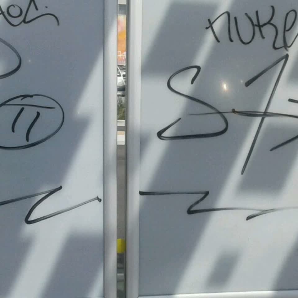 The photograph attached to this graffiti report