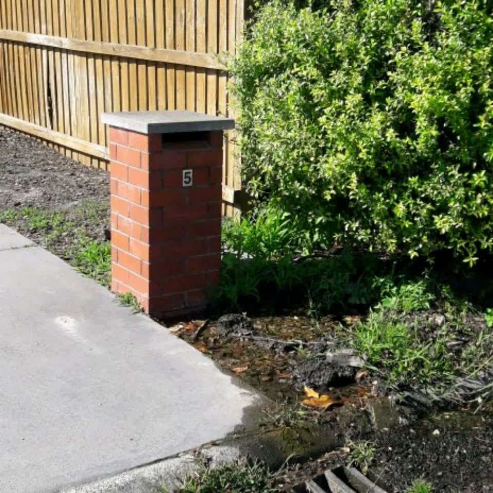 The photograph attached to this water supply report