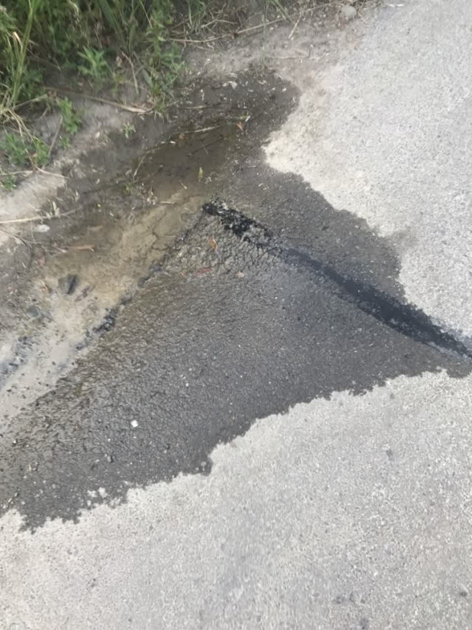 The photograph attached to this roading/streets report